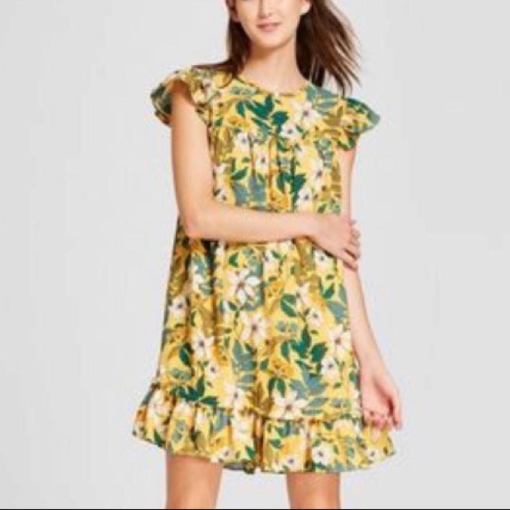 Short sleeve babydoll mini dress!
